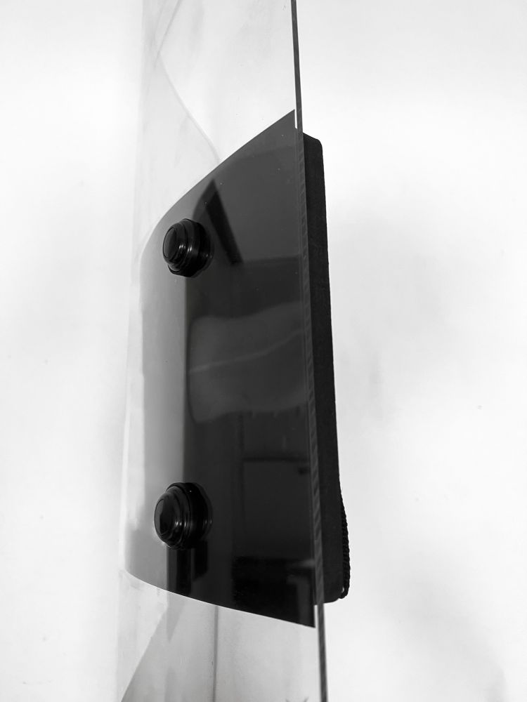 Persönlicher Schutz auf dem RIOT Square Shield
